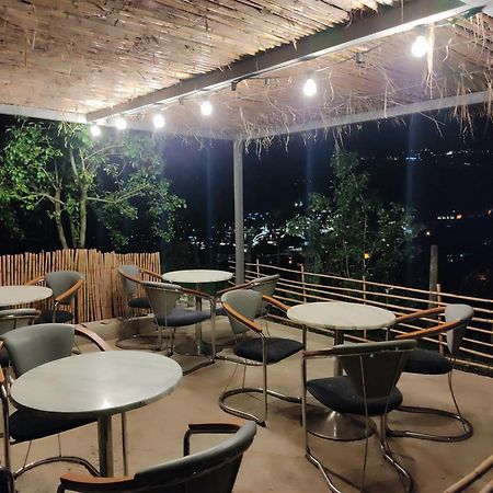 Guest House Pashollari Berat Bagian luar foto