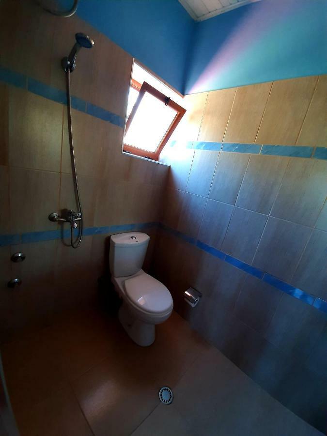 Guest House Pashollari Berat Bagian luar foto